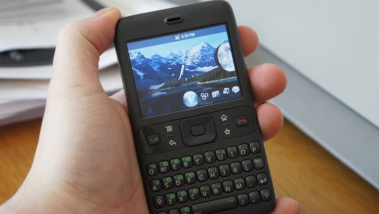  first version of android 