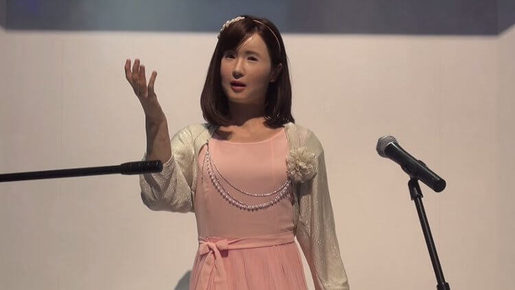 Робот-девушка ChihiraAico представлена Toshiba на CES 2015