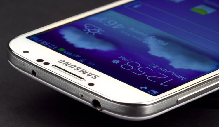 Samsung попытается избавить смартфоны от царапин. Фото.