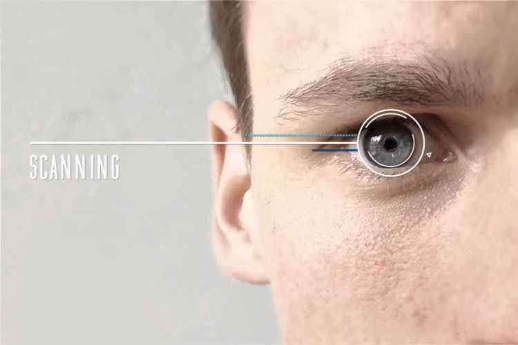 Samsung может показать смартфон с разрешением Quad HD и сканером сетчатки глаза уже в феврале. Samsung может показать смартфон с разрешением Quad HD и сканером сетчатки глаза уже в феврале. Фото.