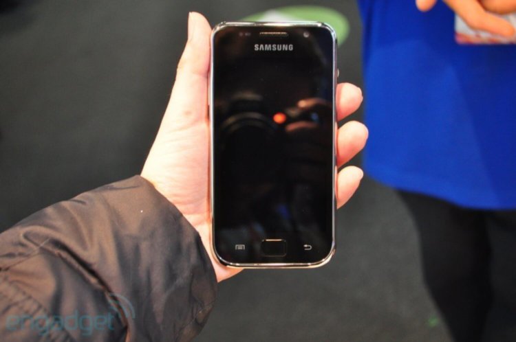 Что, если не iPod Touch? Лучшие альтернативы на Android. Samsung GALAXY S Wi-Fi 4.0. Фото.