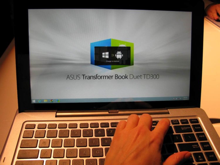 Android и …? — Смартфоны с двумя ОС. Первая ласточка. Android и …? — Смартфоны с двумя ОС. Первая ласточка. Фото.