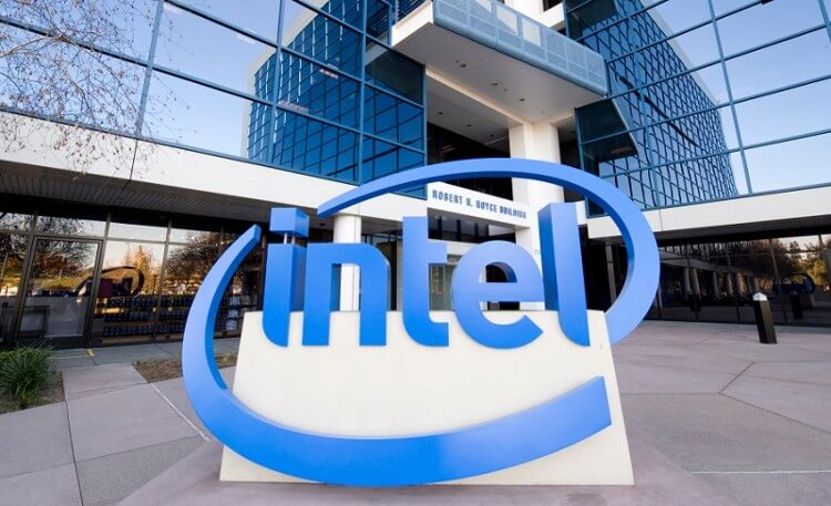 Акционер Intel рассуждает о ее месте на мобильном рынке. Фото.