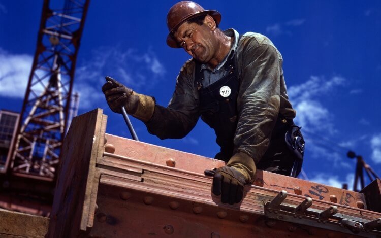 Акционер Intel рассуждает о ее месте на мобильном рынке. Intel взяла на себя наименее выгодную работу. Акционер Intel рассуждает о ее месте на мобильном рынке. Intel взяла на себя наименее выгодную работу. Фото.