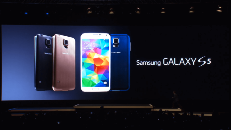 Китайцам понадобилось 48 часов, чтобы сделать свой Galaxy S5. Фото.