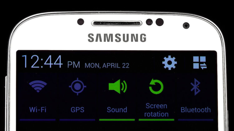 Почему не стоит спешить с покупкой Galaxy S5? Фото.