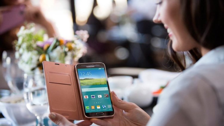 Кому доработанную версию Galaxy S5? Кому доработанную версию Galaxy S5? Фото.