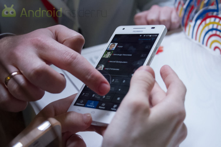 Яндекс представил свою прошивку для Android-смартфонов. Быстрый старт. Фото.
