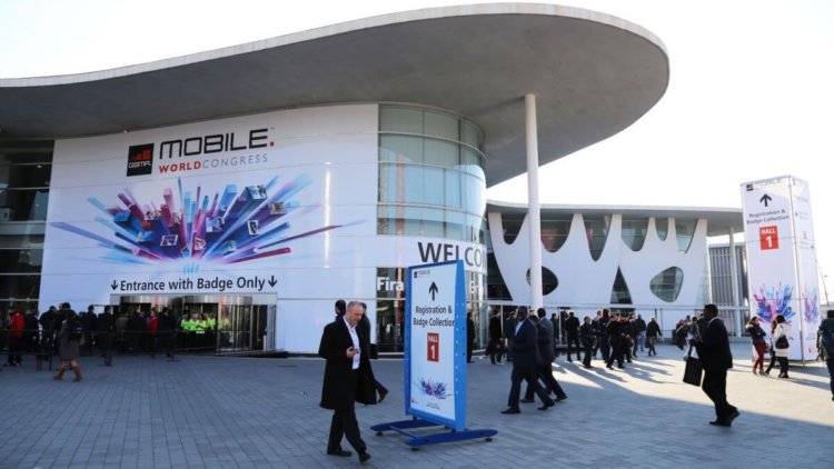 #MWC-2014: достойный бюджетник и ужасающая попытка Panasonic. #MWC-2014: достойный бюджетник и ужасающая попытка Panasonic. Фото.