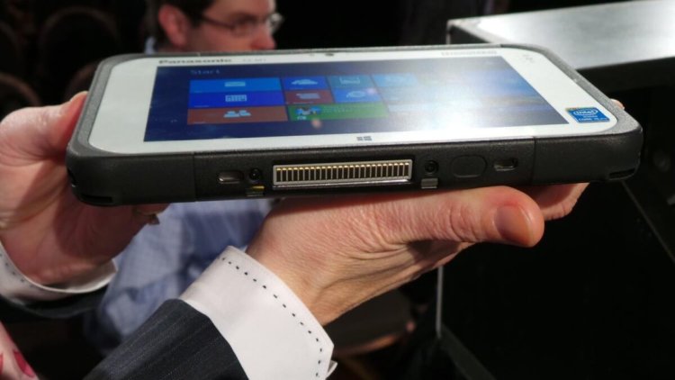 #MWC-2014: достойный бюджетник и ужасающая попытка Panasonic. Провал дня. #MWC-2014: достойный бюджетник и ужасающая попытка Panasonic. Провал дня. Фото.