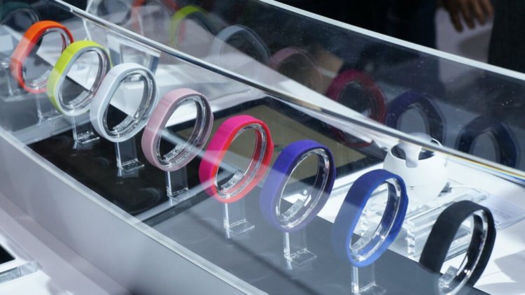 #MWC-2014: достойный бюджетник и ужасающая попытка Panasonic. Носимое устройство дня. #MWC-2014: достойный бюджетник и ужасающая попытка Panasonic. Носимое устройство дня. Фото.