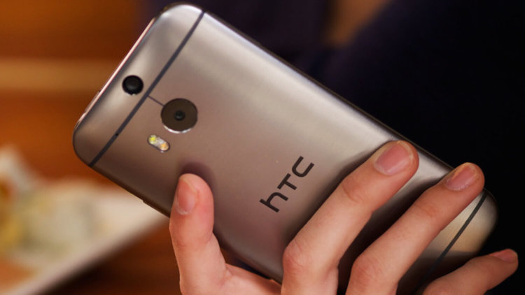 5 особенностей HTC One M8, которых вы не отыщете в Galaxy S5. Магний, натрий, алюминий. Фото.