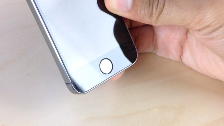 Galaxy S5 vs. iPhone 5s: битва на сканерах отпечатков пальцев. Преимущества. Фото.