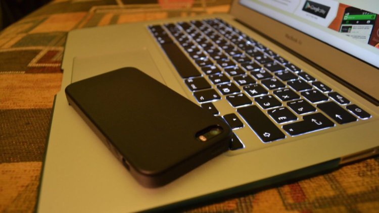 iPhone в руках любителя Android. Часть четвёртая. Доспехи бога. iPhone в руках любителя Android. Часть четвёртая. Доспехи бога. Фото.