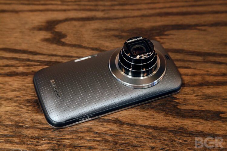 Samsung Galaxy K Zoom. Смартфон с 20-мегапиксельной камерой. Фото.