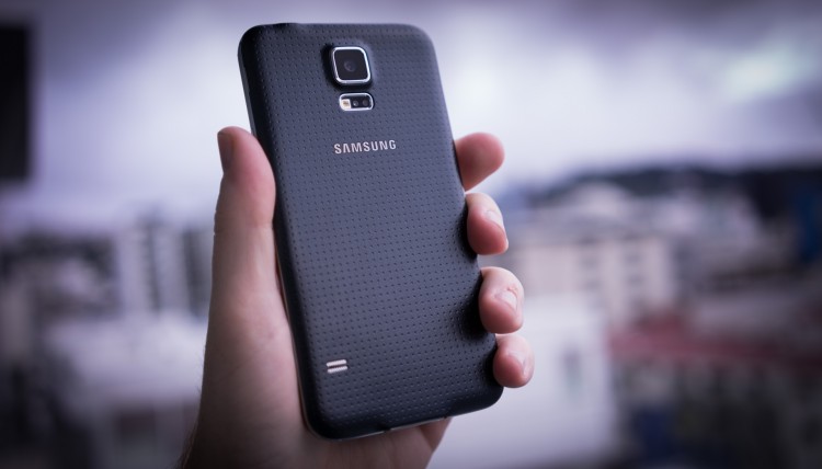 Samsung Galaxy S5 — купить или не купить? Фото.