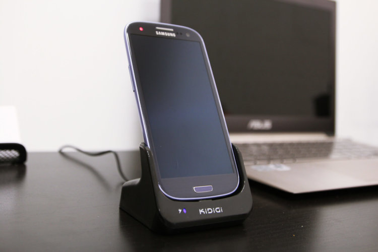 Зарядить смартфон? 30 секунд и готово! Фото.