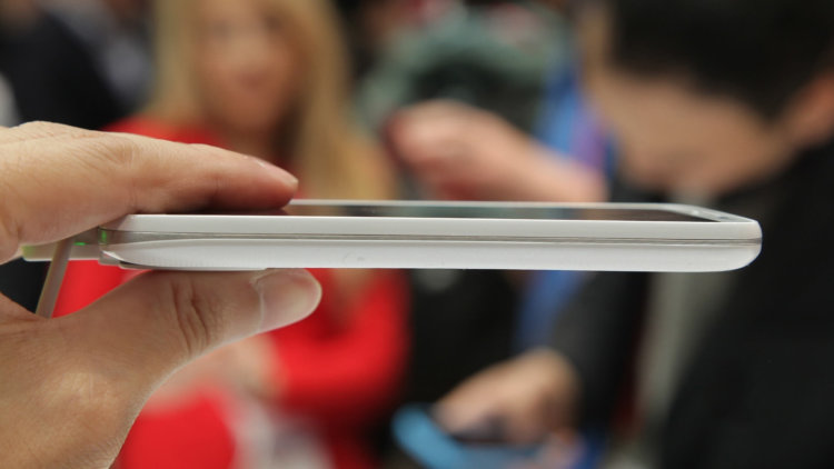 Обзор LG G2 Mini — Компактный и современный. Фото.