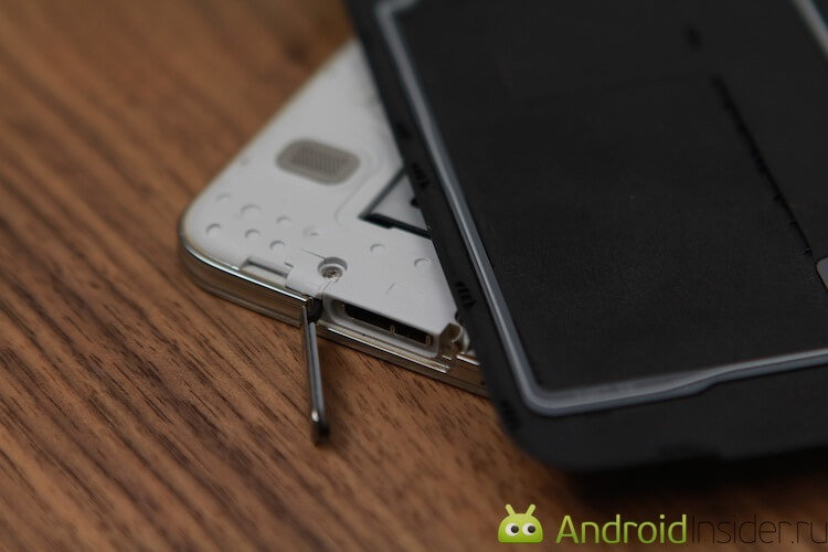 Samsung Galaxy S5: неоднозначный флагман. Фото.