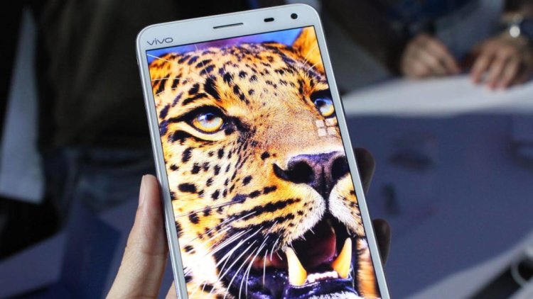 5 фаблетов, которые поместятся в вашем кармане. Номер три. Фото.