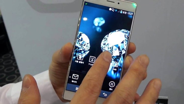 Азиатские флагманы: альтернатива A-брендам. Pantech Vega Iron 2. Фото.