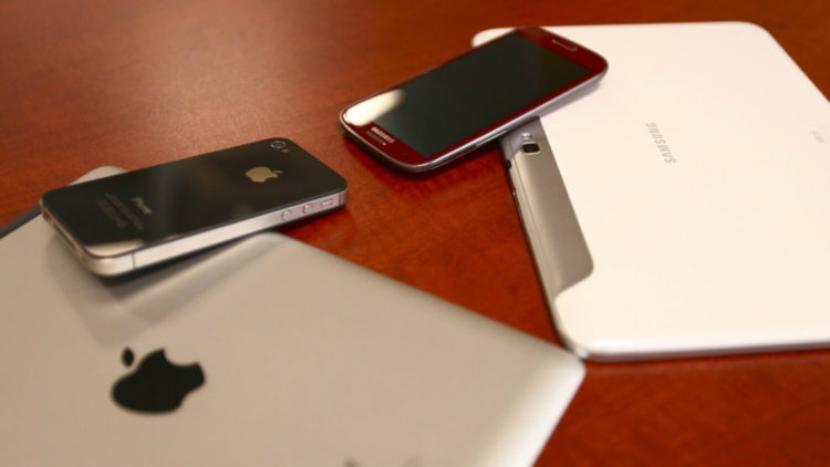 Samsung опять заплатит Apple. Samsung опять заплатит Apple. Фото.