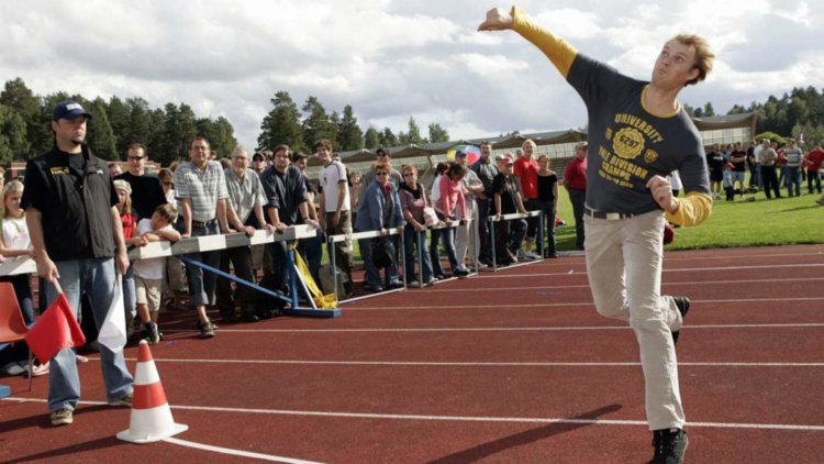 Насколько далеко может улететь ваш смартфон? Насколько далеко может улететь ваш смартфон? Фото.