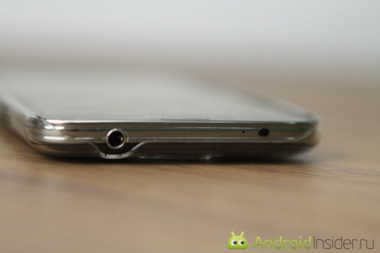 Momax Smart Fit: незаметная защита флагмана. Фото.