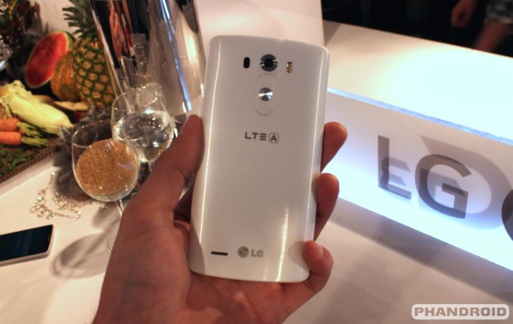 4 пункта, которых не хватает идеальному LG G3. Водостойкости. 4 пункта, которых не хватает идеальному LG G3. Водостойкости. Фото.