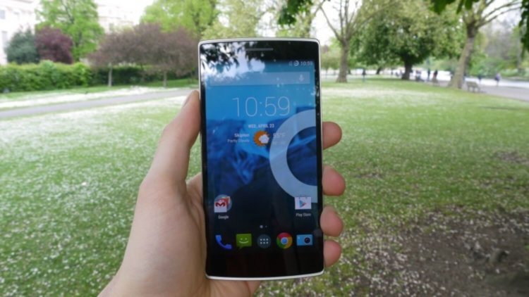 В чём причина сложности приобретения смартфонов OnePlus и Motorola? Фото.