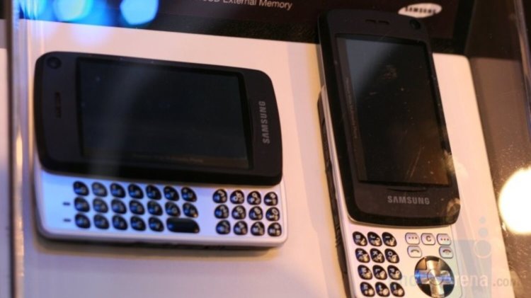 5 самых странных телефонов, когда-либо созданных компанией Samsung. SGH-F520. 5 самых странных телефонов, когда-либо созданных компанией Samsung. SGH-F520. Фото.