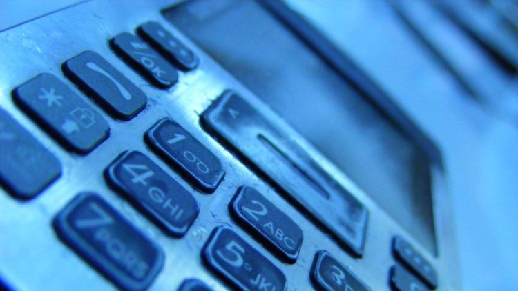 5 самых странных телефонов, когда-либо созданных компанией Samsung. SGH-P300. 5 самых странных телефонов, когда-либо созданных компанией Samsung. SGH-P300. Фото.