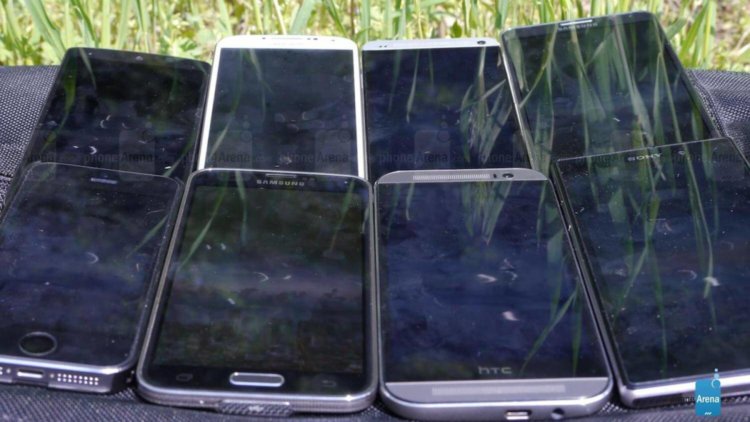 Дисплеи флагманов против солнца: кто победит? Дисплеи флагманов против солнца: кто победит? Фото.