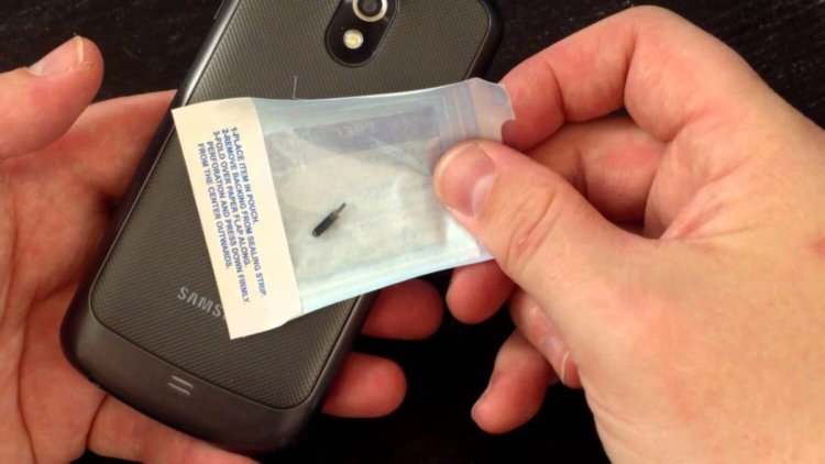 5 наиболее необычных методов использования NFC. Имплантат. Фото.