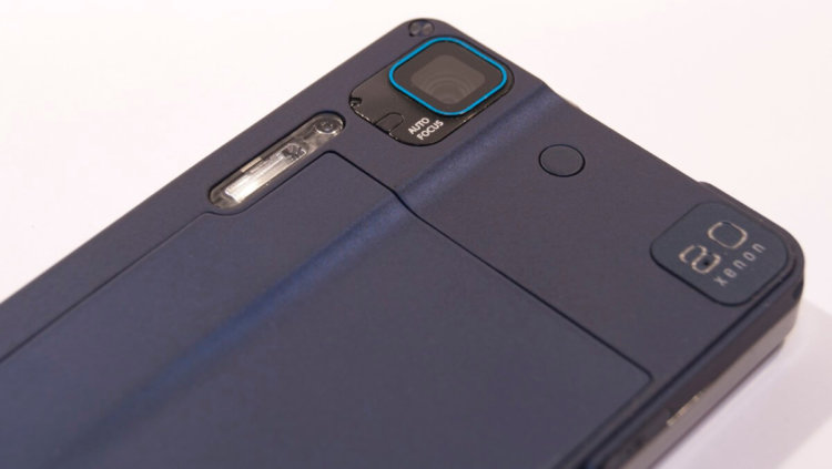 5 самых странных телефонов, когда-либо созданных компанией Motorola. Milestone XT720. 5 самых странных телефонов, когда-либо созданных компанией Motorola. Milestone XT720. Фото.