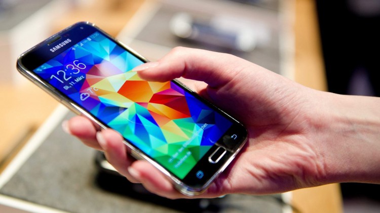4 раздражающие особенности Samsung Galaxy S5. Фото.