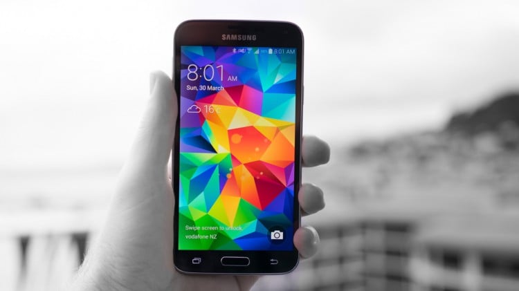 Galaxy S5 с QuadHD-экраном анонсирован официально. Фото.