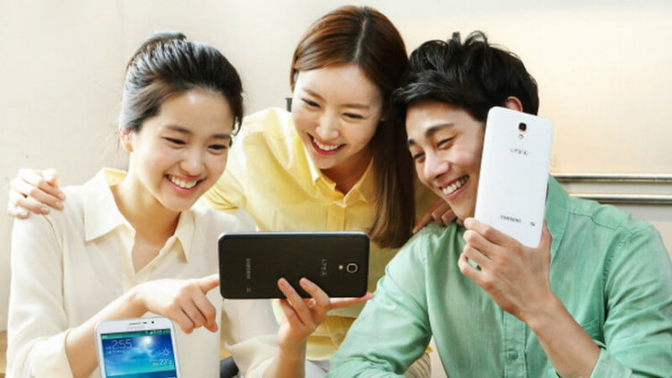 Курс на увеличение: гигантофоны от Sony и Samsung. Samsung. Курс на увеличение: гигантофоны от Sony и Samsung. Samsung. Фото.