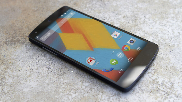 Galaxy S5 или Nexus 5. Трудный выбор лучшего смартфона из двух флагманов. Фото.