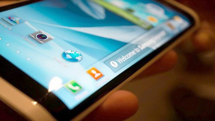Samsung Galaxy Note 4. 64-битный процессор, 20-мегапиксельная камера и гибкий QHD-дисплей. Гибкий дисплей YOUM, OLED, QHD. Фото.