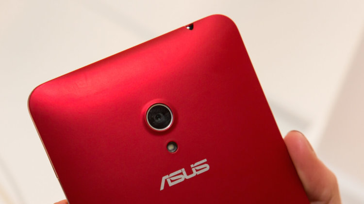 5 доступных смартфонов для любителей побольше. Asus ZenFone 6. 5 доступных смартфонов для любителей побольше. Asus ZenFone 6. Фото.