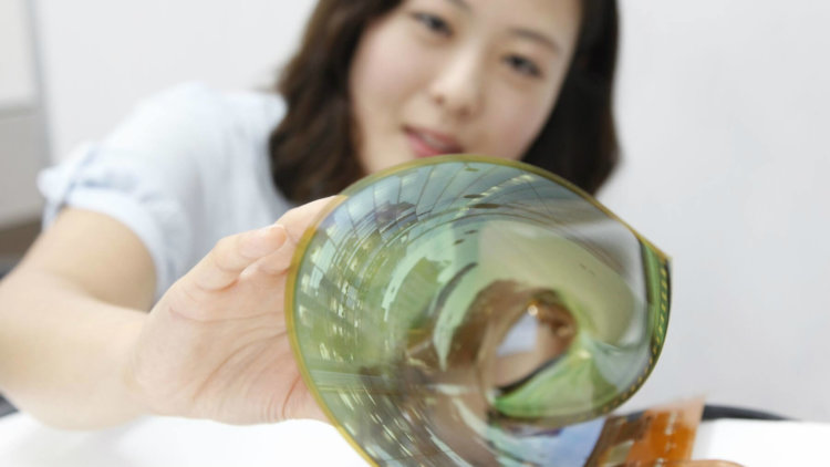 LG сделали прорыв в области гибких дисплеев. LG сделали прорыв в области гибких дисплеев. Фото.