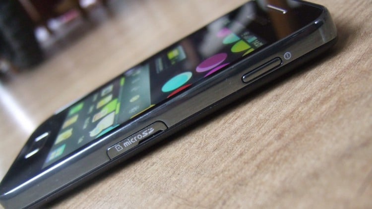 5 худших смартфонов первой половины этого года. Samsung Galaxy Ace Style. Фото.
