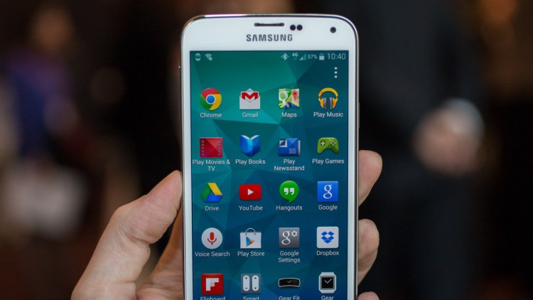 7 смартфонов, которые ценят ваше время. Samsung Galaxy S5. Фото.