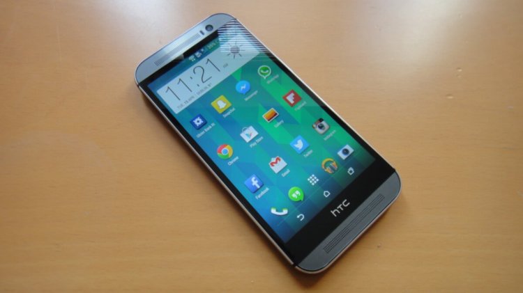 5 лучших дизайнерских решений первой половины этого года. HTC One M8. Фото.