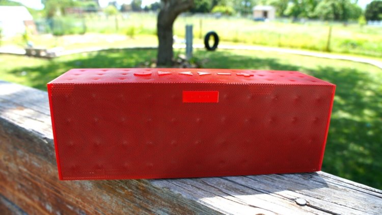 5 лучших беспроводных колонок для вашего смартфона. Фото.