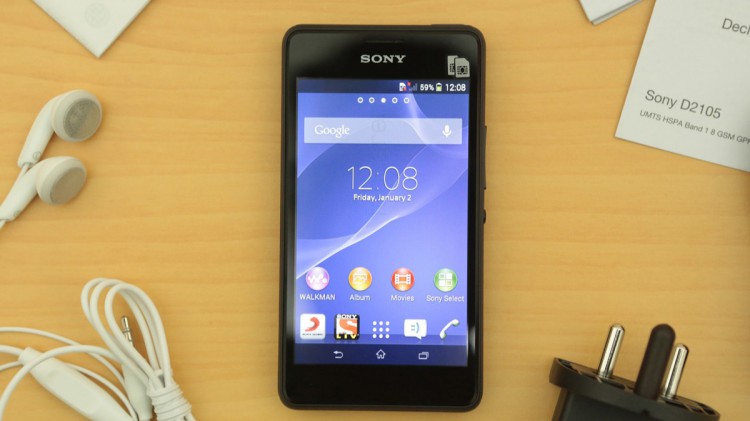 5 худших смартфонов первой половины этого года. Sony Xperia E1. Фото.