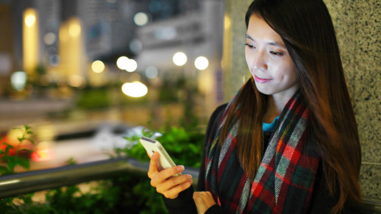 Смартфон — губительная сила? Смартфон — губительная сила? Фото.