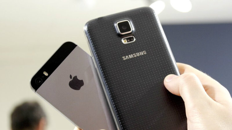 iPhone меняют на Galaxy S5. Фото.