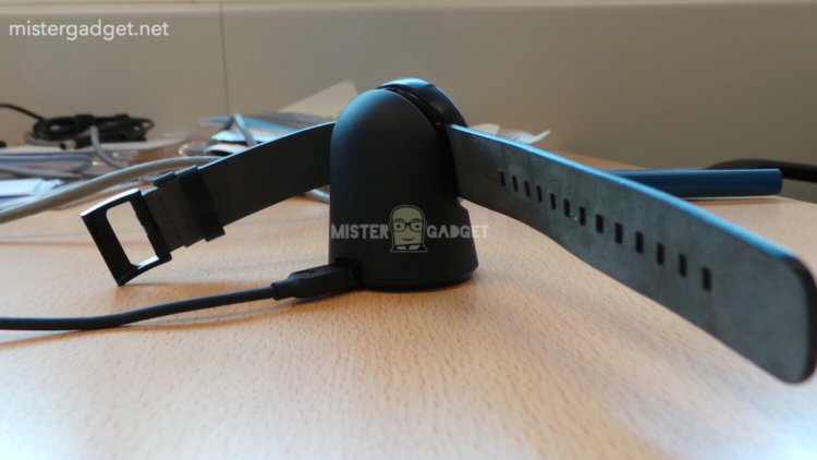 Moto 360 на «живых» фото и видео. Moto 360 на «живых» фото и видео. Фото.